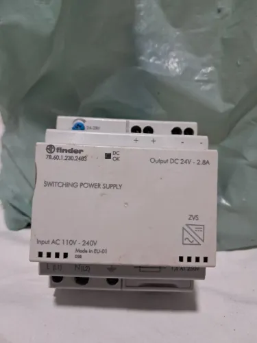 Fonte Finder chaveada para trilho DIN 110/220V para 24-28 V contínuo