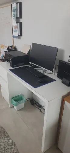Escrivaninha de estudo 3 gavetas 