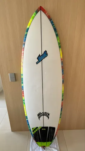 Prancha de surf lost 
