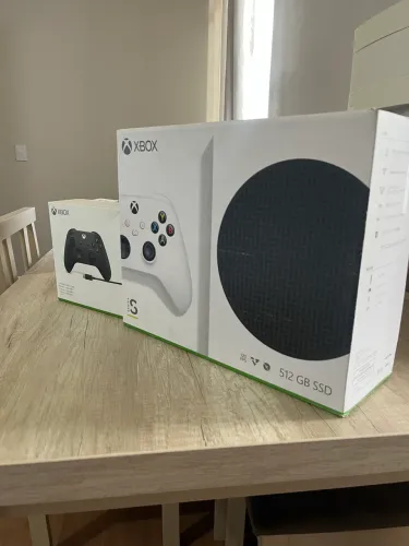 Xbox Series S LACRADO + Controle Xbox LACRADO