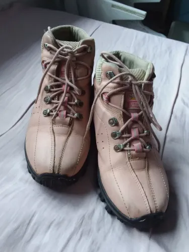 Bota Caterpillar (CAT) Original - Tamanho 39