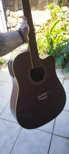 Violão Tagima elétrico