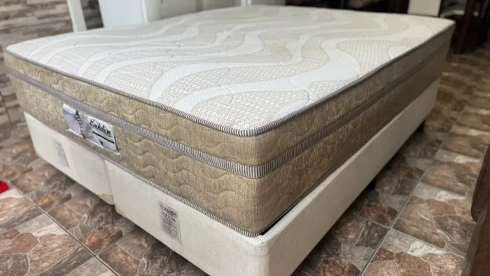 Cama Queen Size (ENTREGO)