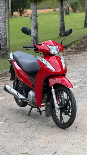 HONDA BIZ 2024 - APENAS 1.100 KM RODADOS!