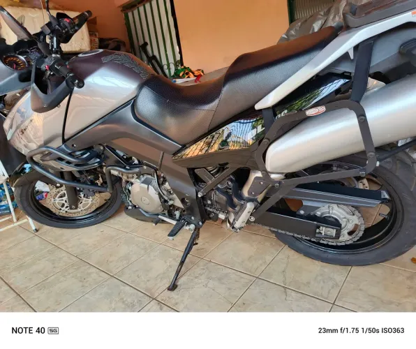 Vendo ou troco moto Suzuki, Vstrom 1000 ano 2008.