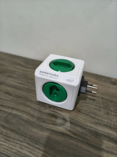 Adaptador De Tomada E Filtro De Linha Powercube ELG