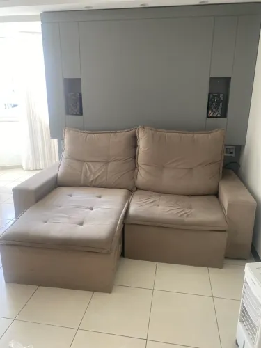 Sofá retrátil reclinável