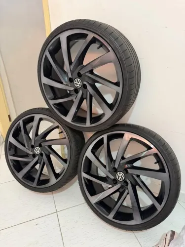 Rodas Aro 20 e Pneus seminovos
