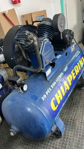 Compressor de Ar 20 Pés 250L