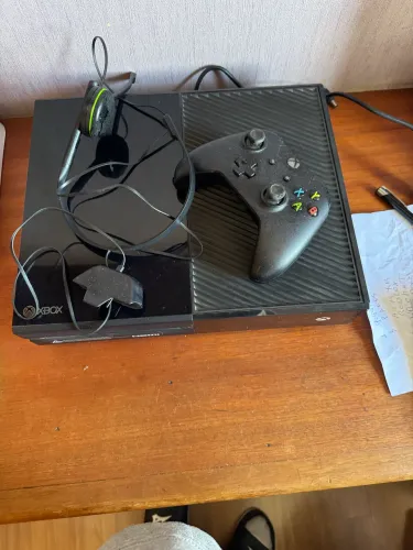 X Box One - Controle , cabo hdmi e Fontes originais 