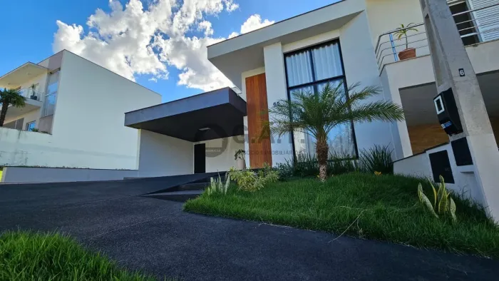 Casa em Condomínio à Venda em Sorocaba-SP, no Bairro Alem Ponte: 3 Quartos, 3 Suítes, 2 Sa