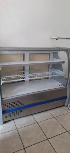 Freezer Expositor Refrigerado Usado - Excelente para Comércio