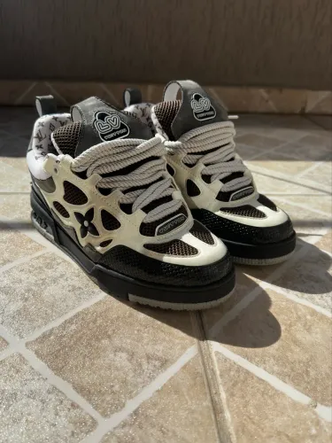 LV Skate Sneakers (RÉPLICA)
