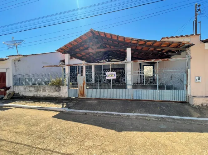 Vendo casa na parte Historia de Porto Nacional -TO