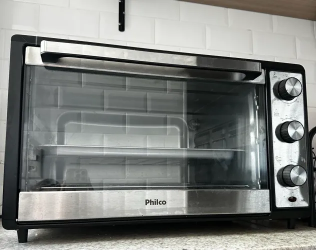 Forno Elétrico Philco - Grande - 65 Litros - Apenas 4 meses de uso