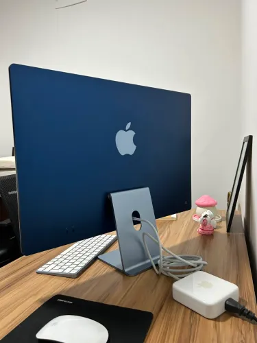 ? iMac 2021 Apple M1 - Azul | 8GB RAM | SSD 256GB | Excelente Estado