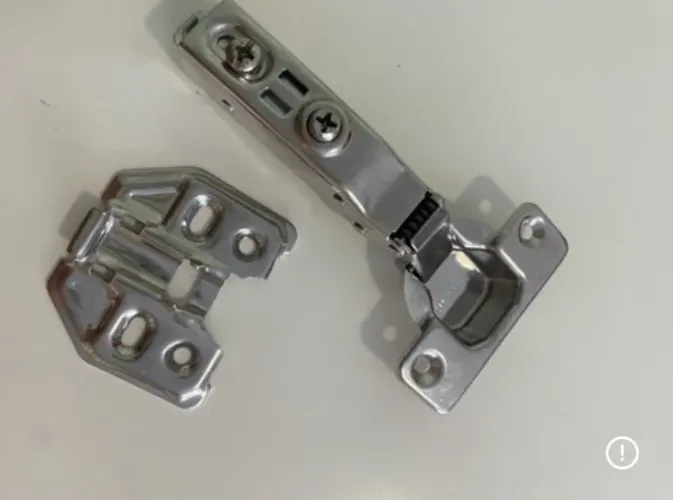 Dobradiça de pressão com amortecedor inox e click
