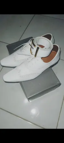 Sapato social branco