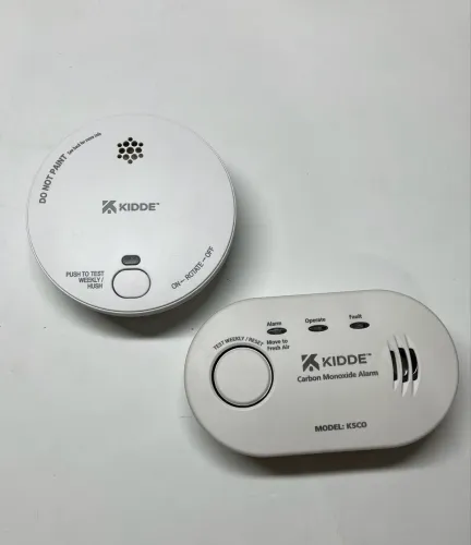 Kit Alarme de fumaça e monóxido de carbono