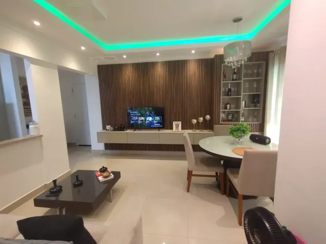 J - Vendo Apt 3 quartos Seme Mobiliado no Brisas Alto 