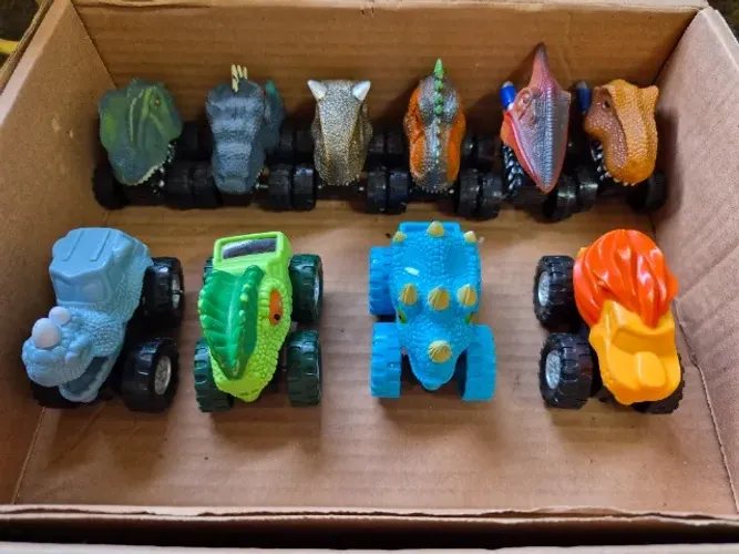 Carro Miniatura Dino Sortido - brink+