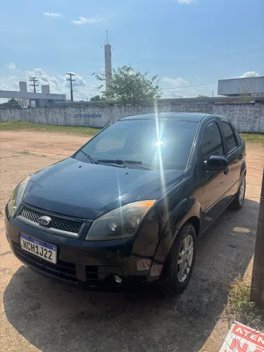 Ford Fiesta Sedan 1.0 8V Flex 4P 2010