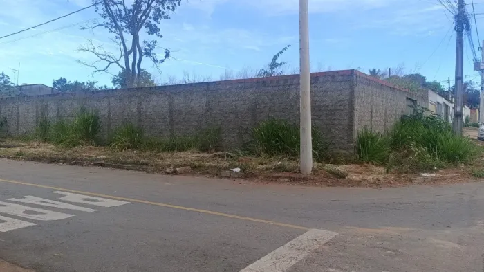 LOTE DE ESQUINA 512M