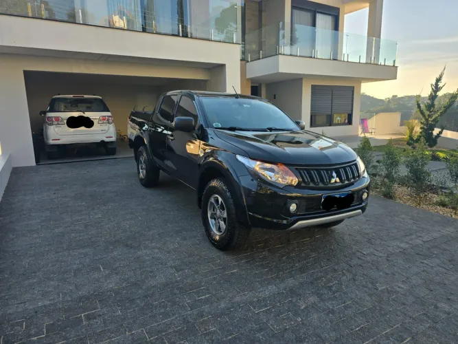 Mitsubishi L200 Triton Sport GL 2.4 Diesel 2023
