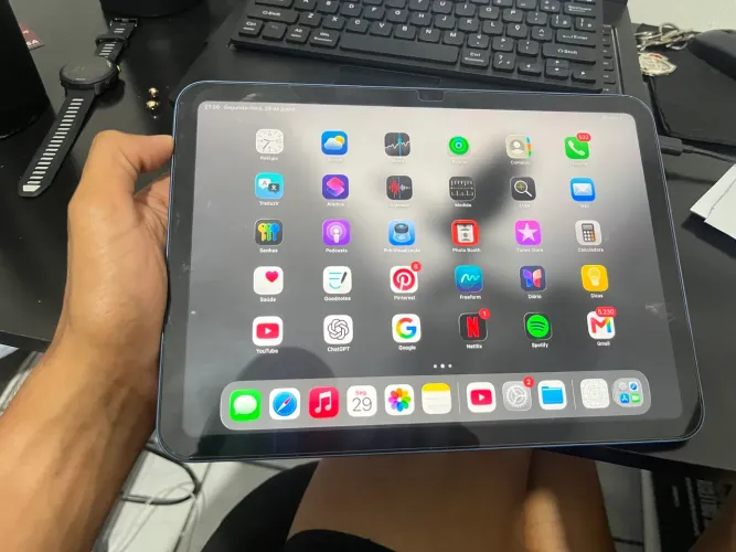 iPad 10 64gb versão chip sem touch