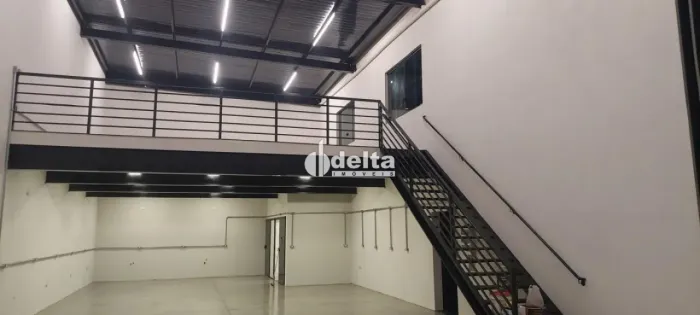 Galpão disponível para locação no bairro Morumbi em Uberlândia-MG