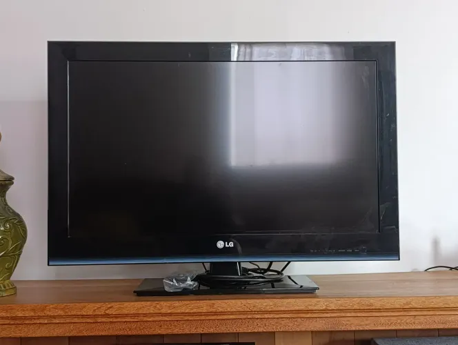 Tv 32' LG com controle