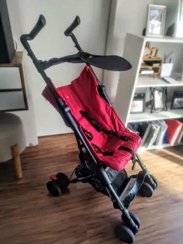 Carinho de bebê safety Zippy