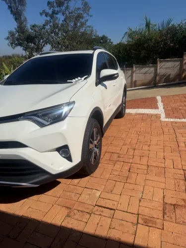 Toyota RAV4 2.0 Top 4X2 16V Aut. 2018