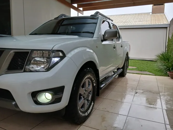 Nissan Frontier SV Attack CD 4X2 2.5 TB Diesel 2015