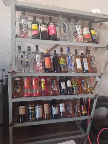 Maquinário para distribuidora de bebidas 