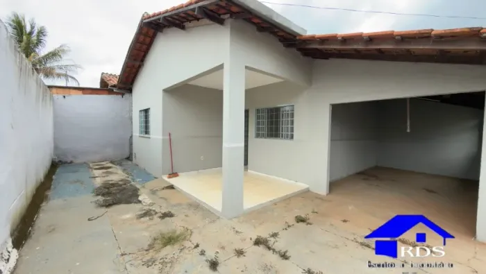 RDS vende casa 02 qtos ótima localização Mont Serrat Novo Gama