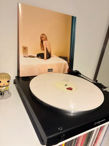 Emails I can?t send LP- Sabrina Carpenter