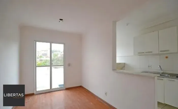 2 DORMITÓRIOS C/ VISTA PANORÂMICA E SUITE,DESOCUPADO, REFORMADO E SEMI MOBILIADO
