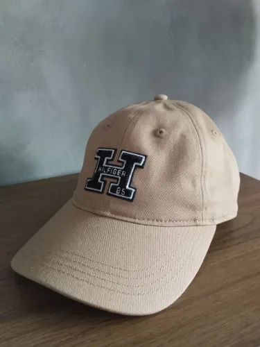 Boné Tommy Hilfiger original modelo americano 