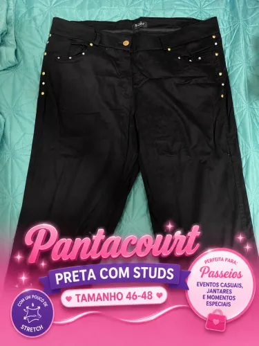 Pantacourt preta com studs tamanho 46 ao 48 com stretch (plus size)