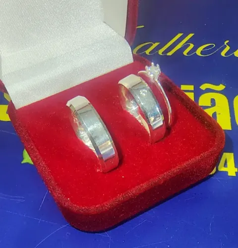 Par Alianças Compromisso Namoro 5 mm Com uma pedra e Anel Solitário Prata 950