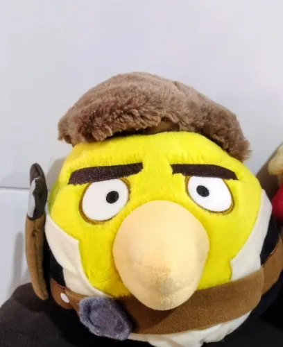 Pelúcia Angry Bird - Star Wars - Han Solo - 20cm
