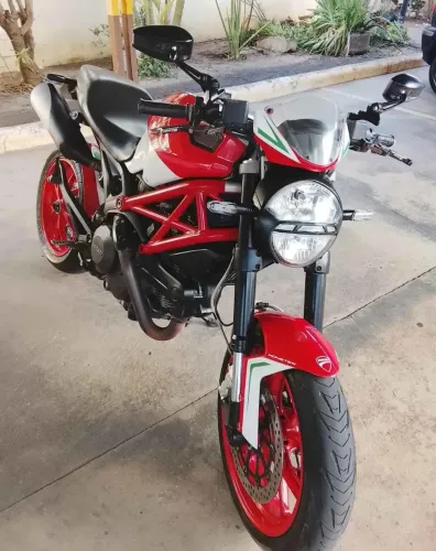 Vendo e troco motor filé Ducati 800cc