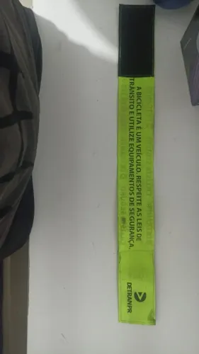 Faixa ciclista seguro rara