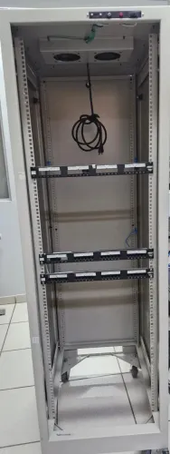 Rack Telecom 44U