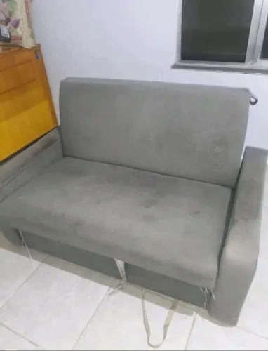 Sofa baú dois lugares vira cama casal