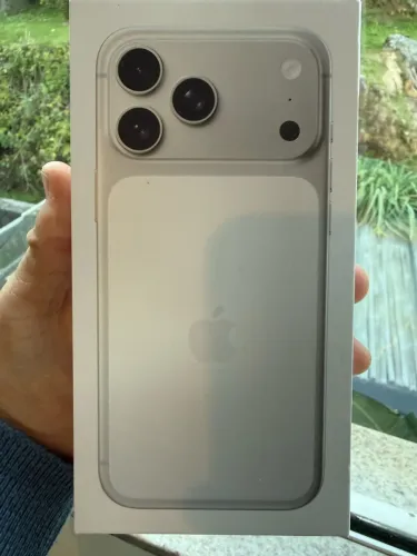 iPhone 17 Pro Max novo, caixa lacrada