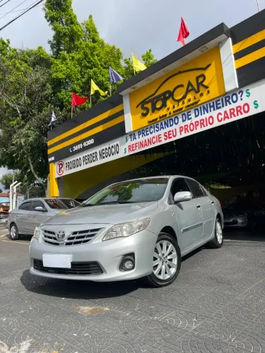 Toyota Corolla Altis 2.0 Flex 16V Aut. 2013
