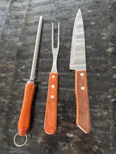 Kit 3 peças Ke home Faca, Garfo e Chaira para seu churrasco