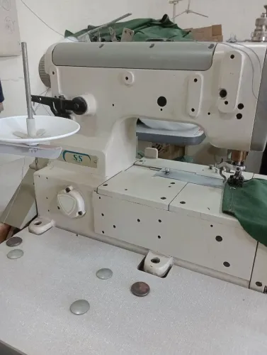 Máquina de costura 